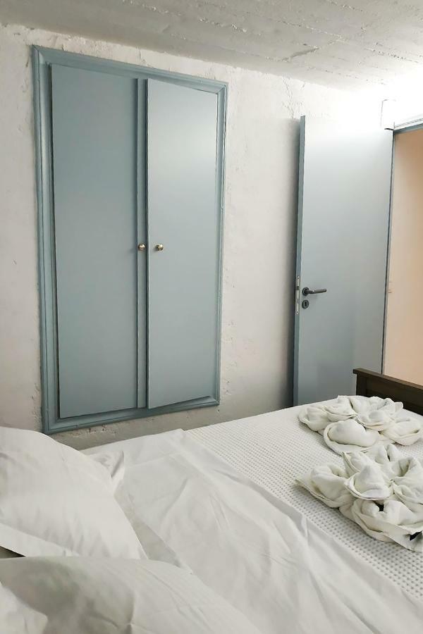 Apartamento Theseus Poros Town Exterior foto