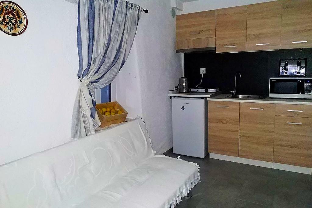 Apartamento Theseus Poros Town Exterior foto