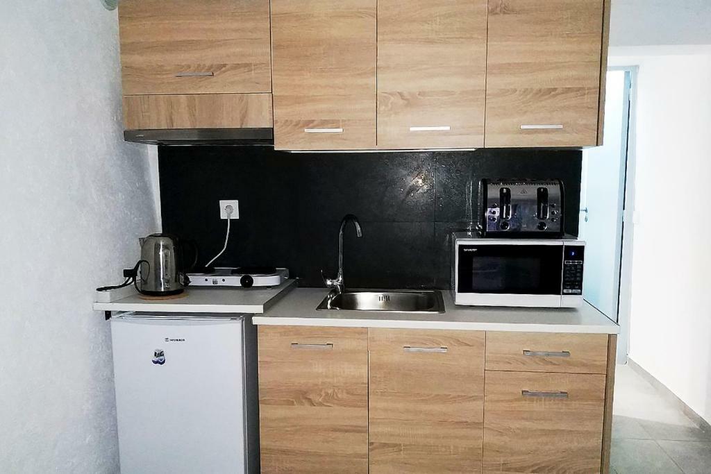 Apartamento Theseus Poros Town Exterior foto