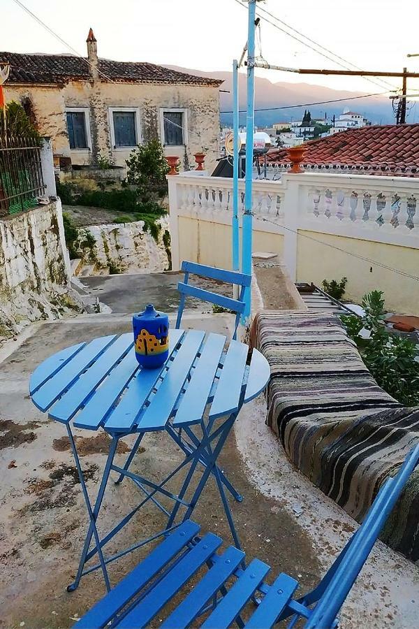 Apartamento Theseus Poros Town Exterior foto